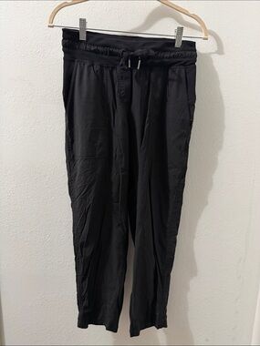 lululemon athletica Black Women's Drawstring Joggers